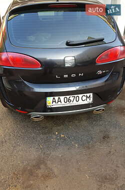 Хетчбек SEAT Leon 2006 в Києві