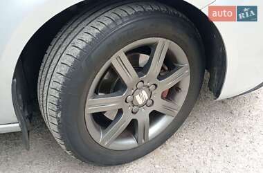 Хэтчбек SEAT Leon 2007 в 