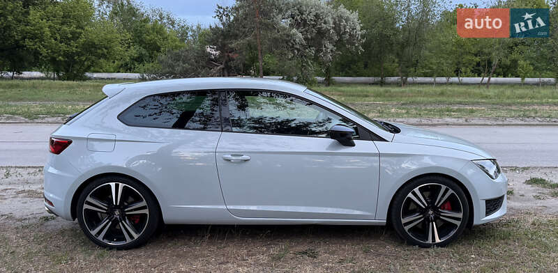 Хэтчбек SEAT Leon 2014 в Днепре