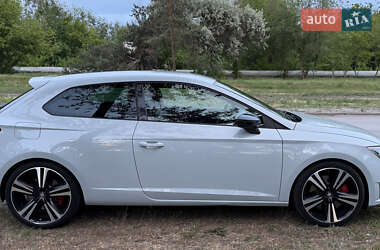 Хэтчбек SEAT Leon 2014 в 