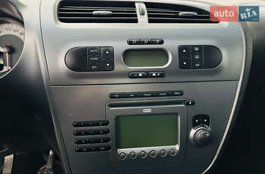 Хэтчбек SEAT Leon 2007 в 