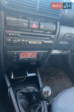 Хэтчбек SEAT Leon 2001 в 
