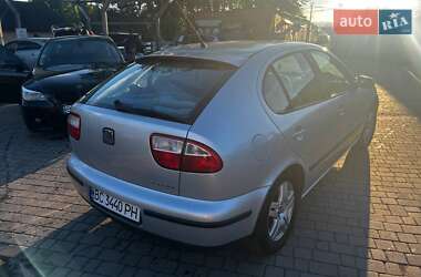 Хэтчбек SEAT Leon 2001 в 