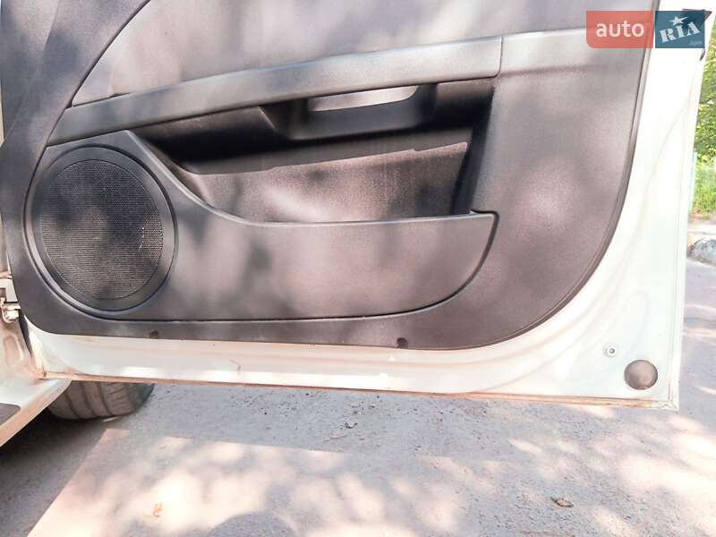 Хэтчбек SEAT Leon 2010 в Чернигове