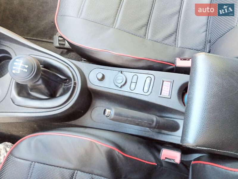 Хэтчбек SEAT Leon 2010 в Чернигове