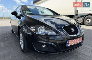 Хетчбек SEAT Leon 2011 в 