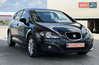 Хетчбек SEAT Leon 2011 в 
