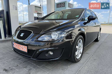 Хетчбек SEAT Leon 2011 в 