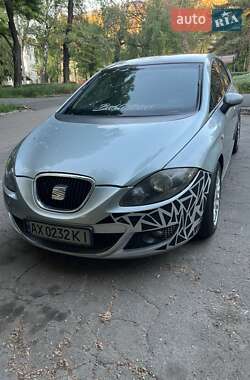 Хэтчбек SEAT Leon 2006 в 