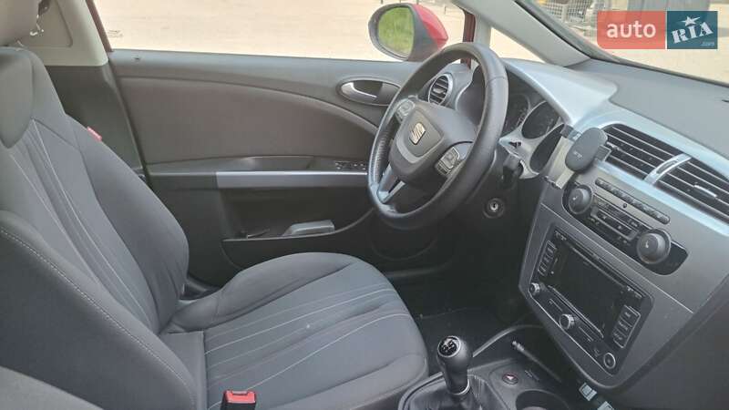 Хэтчбек SEAT Leon 2011 в Сумах фото 5 Хэтчбек SEAT Leon 2011 в Сумах