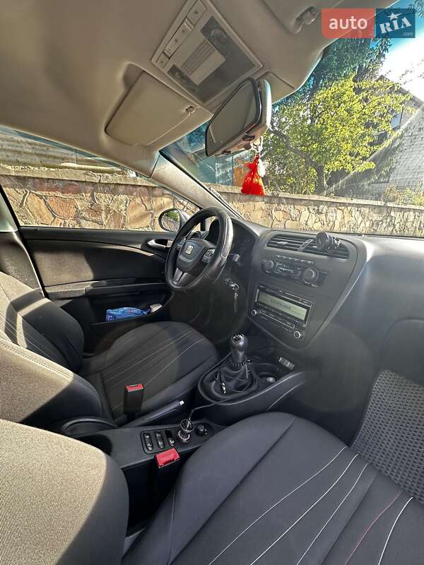 Хетчбек SEAT Leon 2011 в Львові