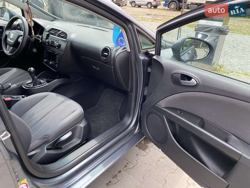Хэтчбек SEAT Leon 2012 в Калуше фото 17 Хэтчбек SEAT Leon 2012 в Калуше