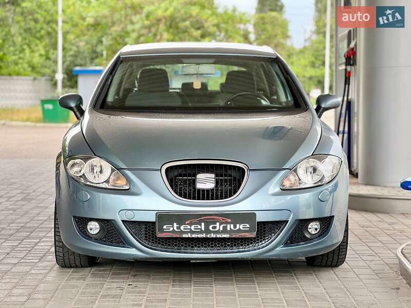 Хэтчбек SEAT Leon 2007 в Николаеве