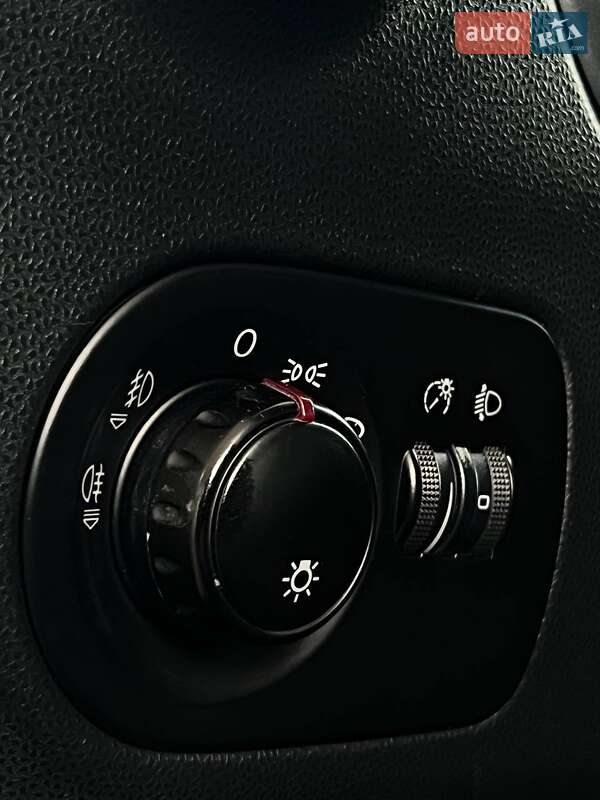 Хэтчбек SEAT Leon 2007 в Николаеве