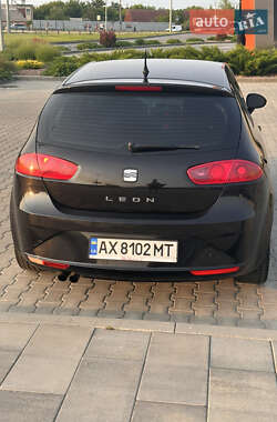 Хэтчбек SEAT Leon 2009 в 