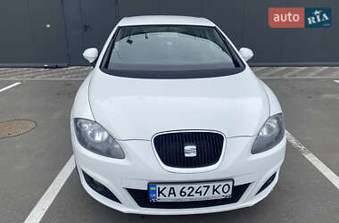Хэтчбек SEAT Leon 2011 в Киеве