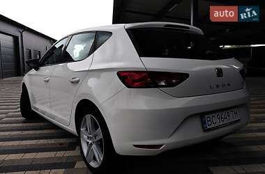 Хэтчбек SEAT Leon 2013 в 
