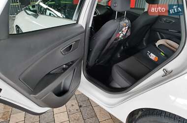 Хэтчбек SEAT Leon 2013 в 