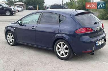 Хэтчбек SEAT Leon 2007 в 
