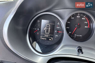 Хэтчбек SEAT Leon 2012 в 