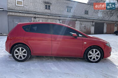 Хэтчбек SEAT Leon 2007 в 