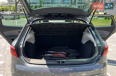 Хэтчбек SEAT Leon 2018 в 