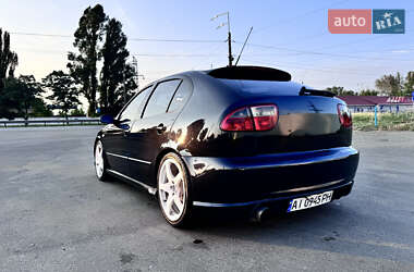 Хэтчбек SEAT Leon 2004 в 