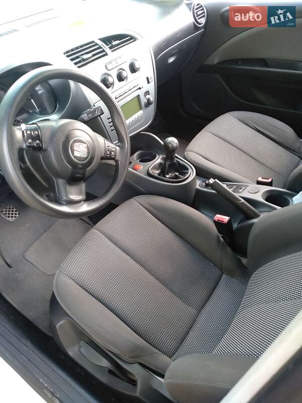 Хэтчбек SEAT Leon 2007 в Кривом Роге
