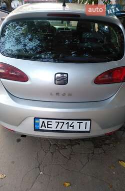 Хэтчбек SEAT Leon 2007 в 