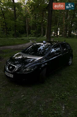 Хэтчбек SEAT Leon 2008 в Ровно