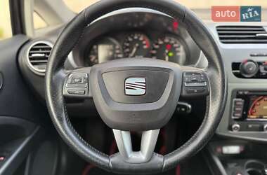 Хэтчбек SEAT Leon 2011 в 