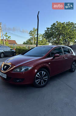 Хэтчбек SEAT Leon 2007 в Киеве