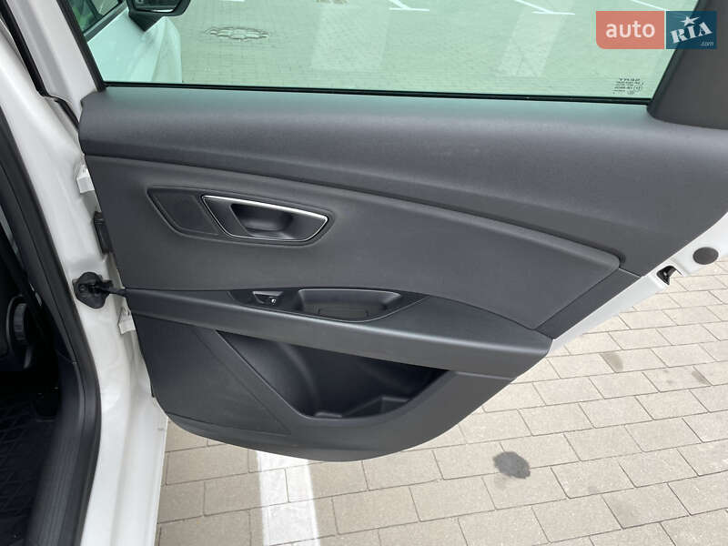 Универсал SEAT Leon 2014 в Киеве фото 24 Универсал SEAT Leon 2014 в Киеве