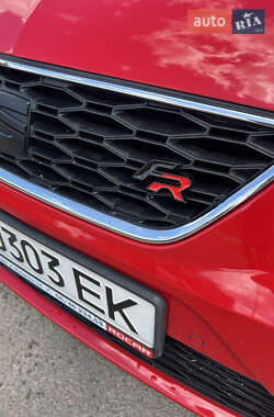 Хэтчбек SEAT Leon 2013 в 