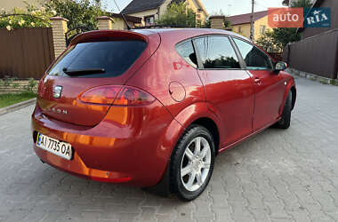 Хэтчбек SEAT Leon 2006 в 