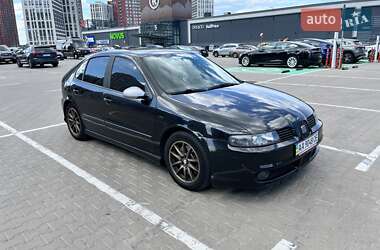 Хэтчбек SEAT Leon 2005 в 