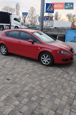 Хетчбек SEAT Leon 2006 в Києві