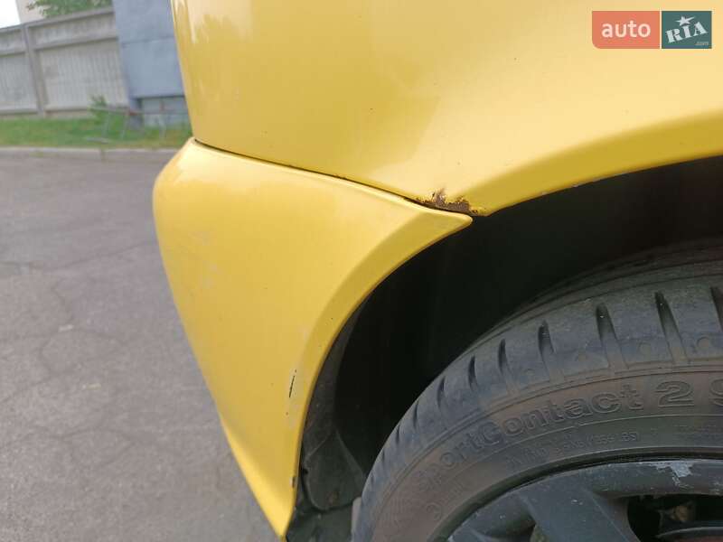 Хэтчбек SEAT Leon 2004 в Хотове