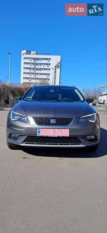 Универсал SEAT Leon 2015 в Киеве