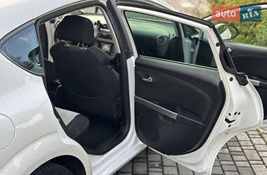 Хэтчбек SEAT Leon 2010 в 