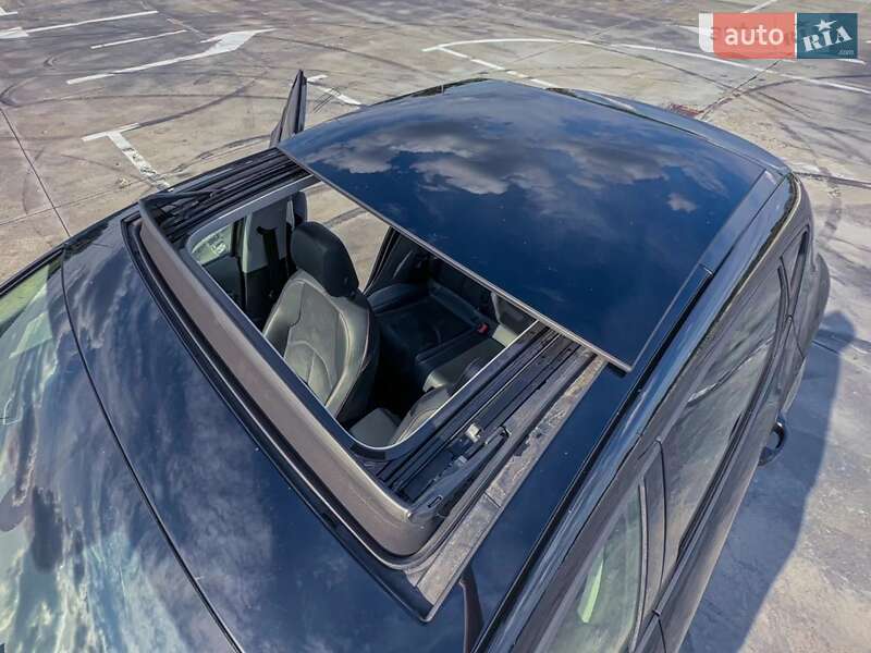 Хэтчбек SEAT Leon 2014 в Киеве