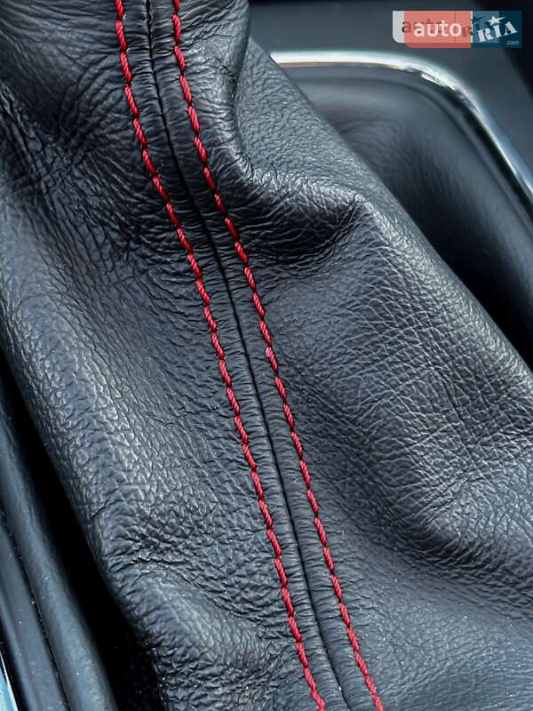 Хэтчбек SEAT Leon 2014 в Киеве