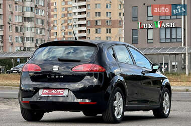 Хэтчбек SEAT Leon 2008 в 