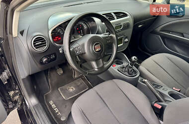 Хэтчбек SEAT Leon 2008 в 