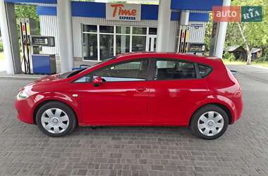 Хэтчбек SEAT Leon 2005 в 