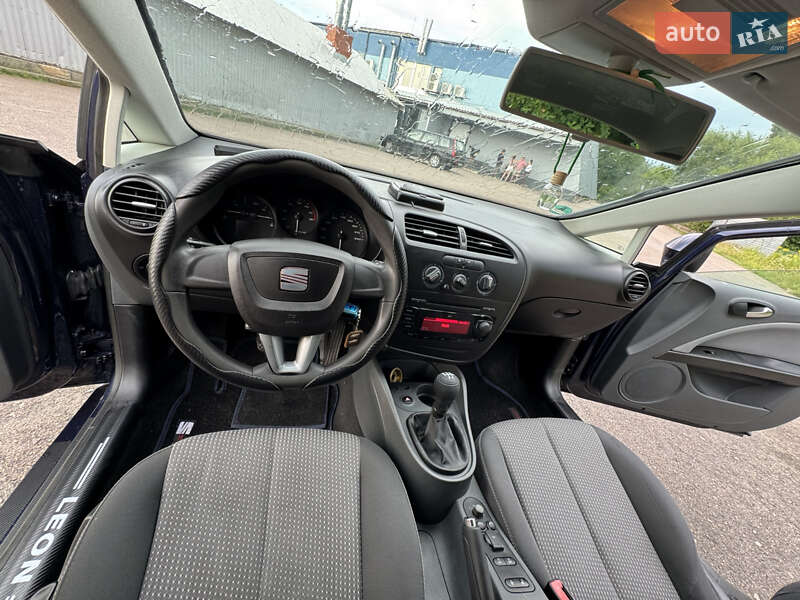 Хетчбек SEAT Leon 2009 в Бердичеві