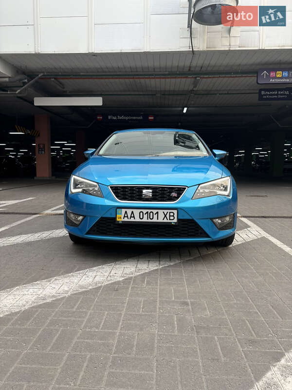 Хэтчбек SEAT Leon 2016 в Киеве