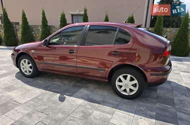 Хэтчбек SEAT Leon 2003 в 