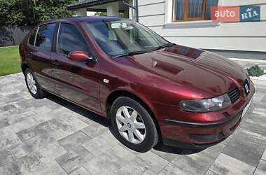 Хэтчбек SEAT Leon 2003 в 