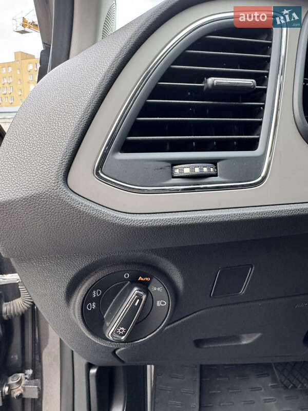 Универсал SEAT Leon 2016 в Киеве